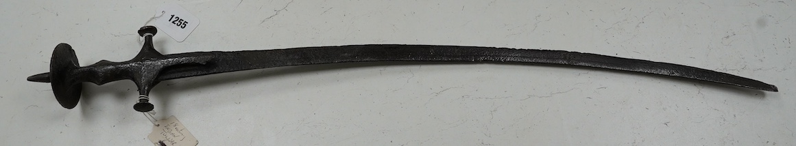 An Indian sword Tulwar, blade 68.5cm. Condition - poor, heavily pitted